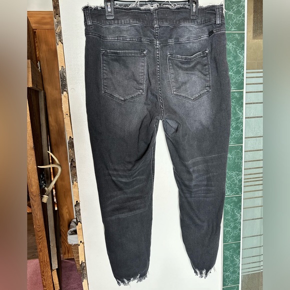 KanCan fray hem size 16 skinny jean - Picture 4 of 4